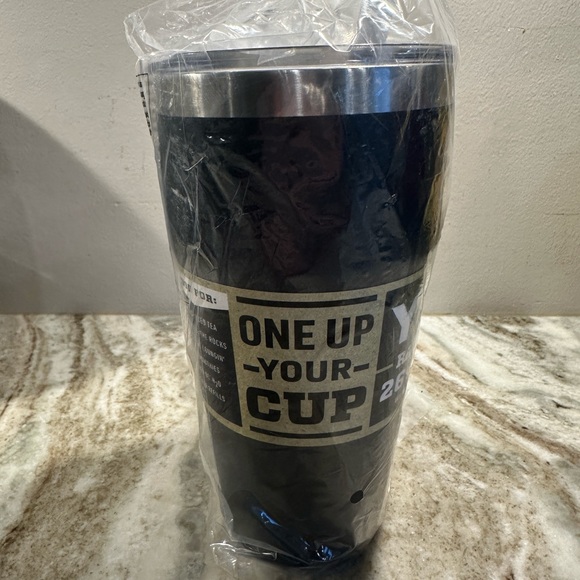 YETI 26 ounce drinking cup. Rambler model - Picture 6 of 7